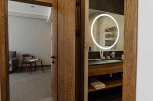 Отель A-Hotel. Полулюкс двухместный двухкомнатный  7