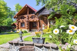 Частная усадьба Аделис