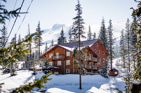 Отель Alpine Eco Chalet & Wellness