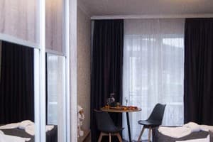 Квартира Apart Sol Polyana Resort. Апартаменты трехместный с видом на горы 4