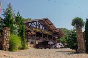 Готельно-ресторанний комплекс BRB Park Hotel