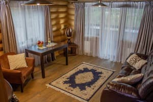 Гостинично-ресторанный комплекс BRB Park Hotel. Люкс 4-местный Двухкомнатный +2 1