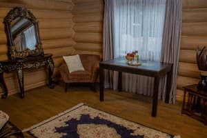 Гостинично-ресторанный комплекс BRB Park Hotel. Люкс 4-местный Двухкомнатный +2 3