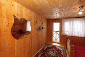 Коттедж Багрівчанка. Коттедж 8-местный с балконом 18