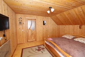 Коттедж Багрівчанка. Коттедж 8-местный с балконом 20