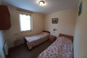 Біля ставка 5