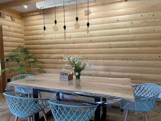 Bryndushi Chalet 13
