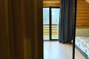Коттедж Bryndushi Chalet. Коттедж 8-местный Двухэтажный 11