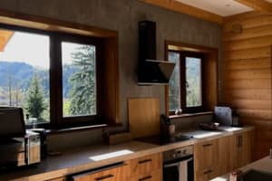 Коттедж Bryndushi Chalet. Коттедж 8-местный Двухэтажный 9