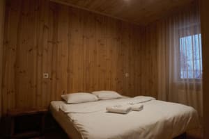Гостинично-ресторанный комплекс Черемош. Комфорт трехместный  4