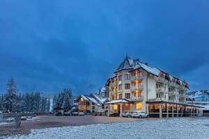 Отель Continental (Контіненталь)