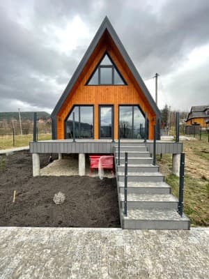 CottageFM 8
