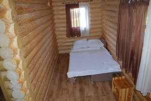 Туристический комплекс Джерельне озеро. Коттедж 10-местный  4