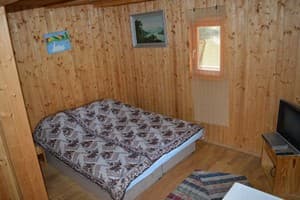 Туристический комплекс Джерельне озеро. Коттедж 8-местный  2