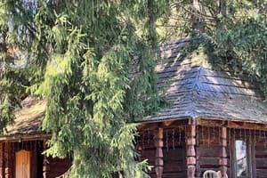 Гостинично-ресторанный комплекс Дом Смереков. Коттедж трехместный  1