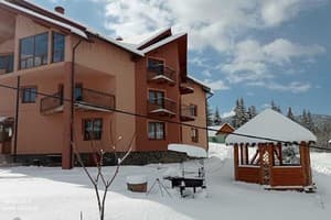 Частная усадьба Дзвін Карпат