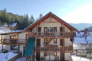 Частная усадьба Едельвейс на Франка