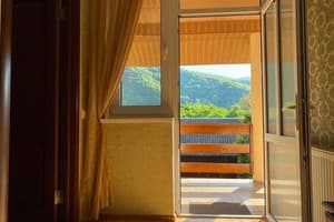 Entoni Apartments 13