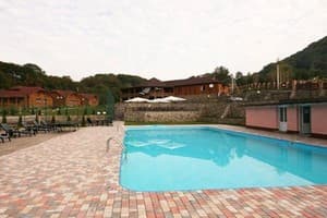 Эрней Лаз 15