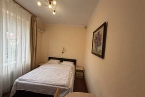 Отель Эрней Лаз. Эконом двухместный  3