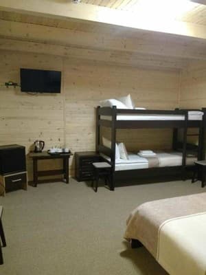 Family Hotel Kaskad 43