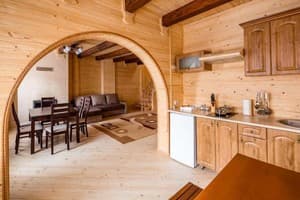 Отель Family Hotel Kaskad. Коттедж 6-местный с 2 спальнями 8