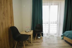 Отель Family Residence. Стандарт трехместный с балконом 9