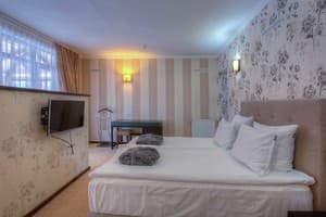 Отель Forest Hill Hotel & Spa. Апартаменты 4-местный  8