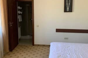 Отель GOTS. Полулюкс трехместный  13