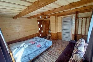 Гірський куточок 8