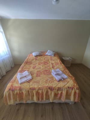 Гірський затишок 15