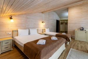 Отель Gold Palace Wellness & Spa. Стандарт трехместный мансардный 2