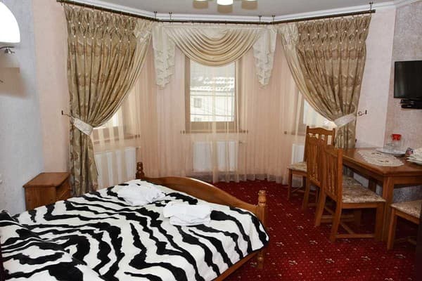 Горный кристалл 8