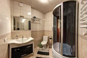 Отель Горный кристалл. Люкс трехместный двухкомнатный 3
