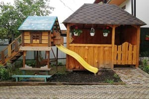 Гостинний дім 2