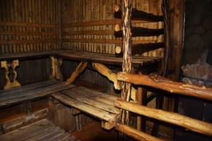 Гостинна Хата 10