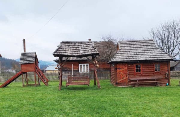 Гостинна хата 11