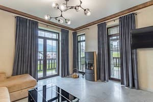 Greitser Elit Chalet 6