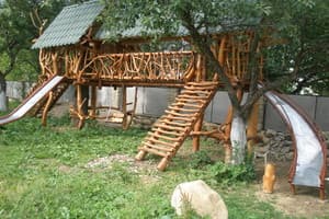 Гуцульская Хата 12