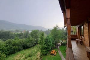 Гуцульская Хата 20