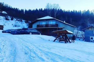 Хата в Карпатах 1