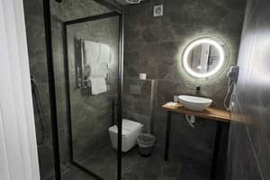 Отель Imperial Hotel. Делюкс двухместный  8