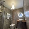 Отель Imperial Hotel. Люкс двухместный  8