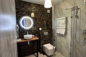 Отель Imperial Hotel. Семейный 4-местный  8
