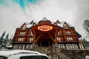 Отель Карпатська Вежа