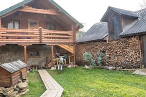Частная усадьба Карпатське щастя. Апартаменты трехместный на втором этаже 1