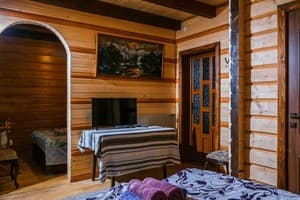 Частная усадьба Карпатське щастя. Коттедж 28-местный трёхэтажный 17