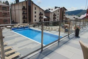 Отель Karpatski