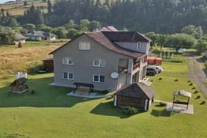 Гостиный двор Карпатські Зорі