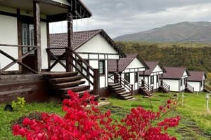 Гостинично-ресторанный комплекс Kolochava Eco Resort. Коттедж двухместный Standard Cottage 2+1 1
